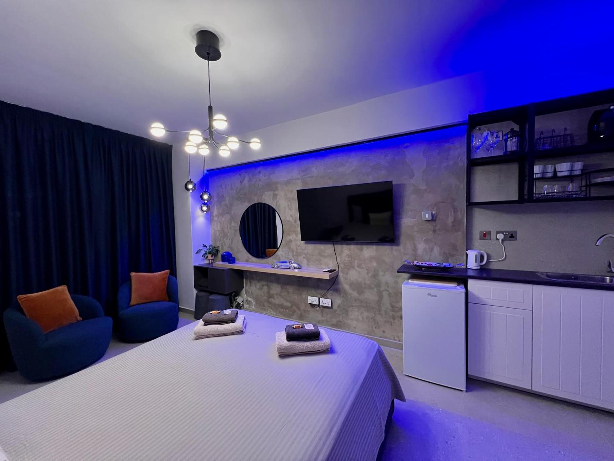 Fat Cow Apartments Larnaca Zewnętrze zdjęcie